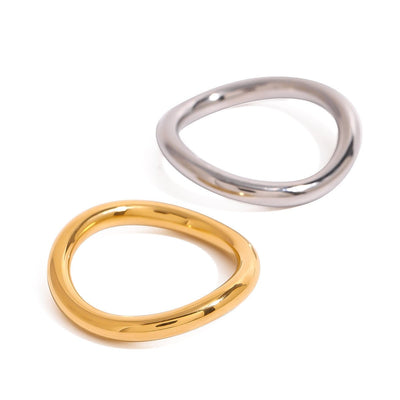 ✨ Gold vs Silver Jewelry – Which One Suits You Best?