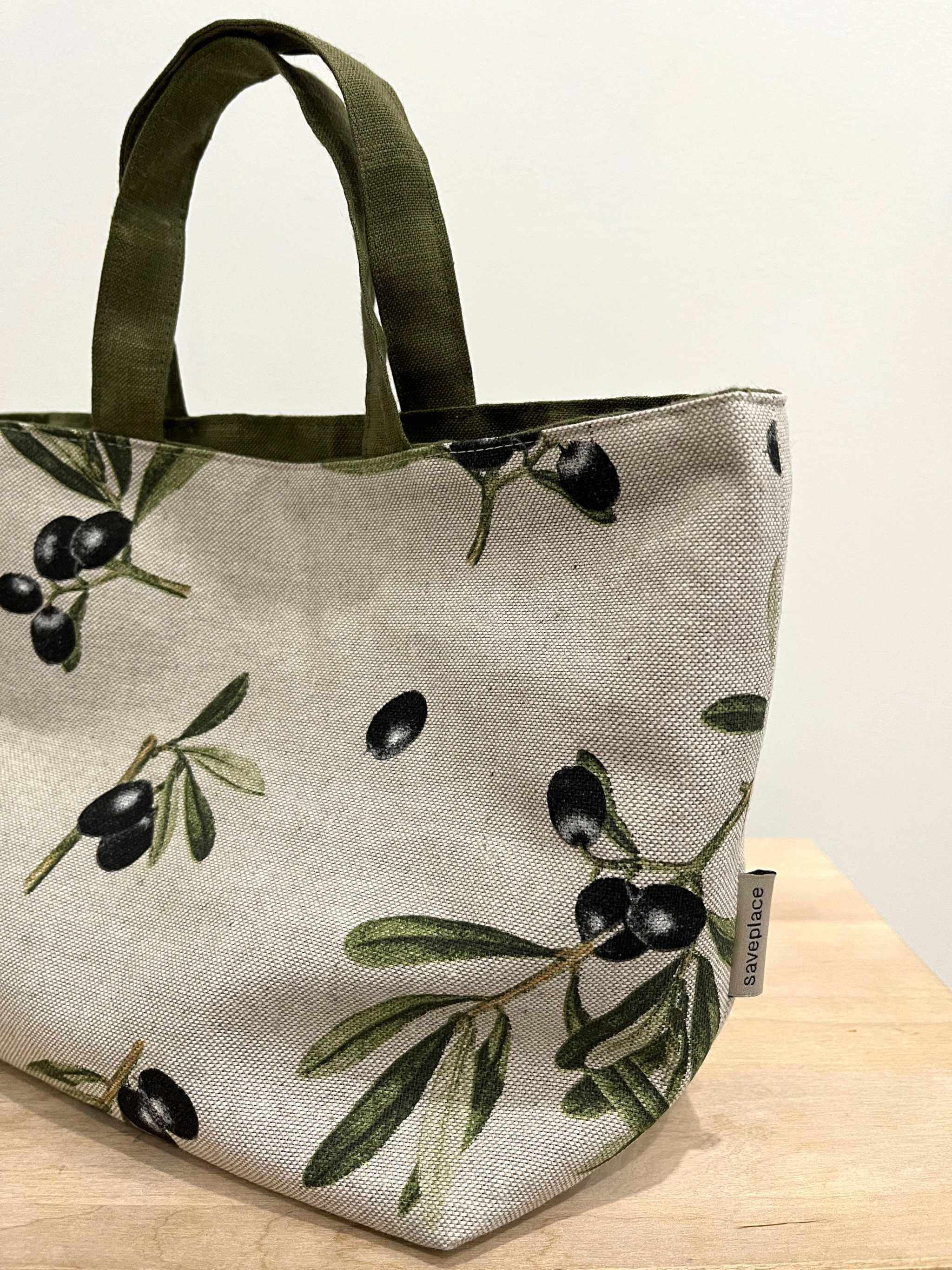 Durable lunch bag Mediterranean Bliss with olive branch design, cotton and linen, portable and machine-washable